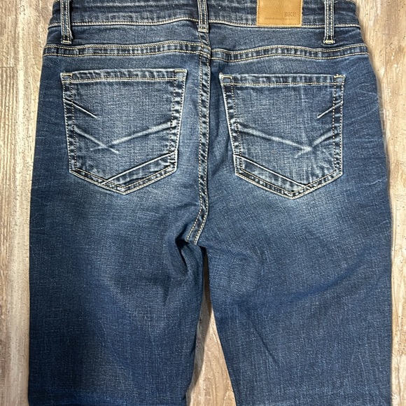 BKE - Picture 5 of 6